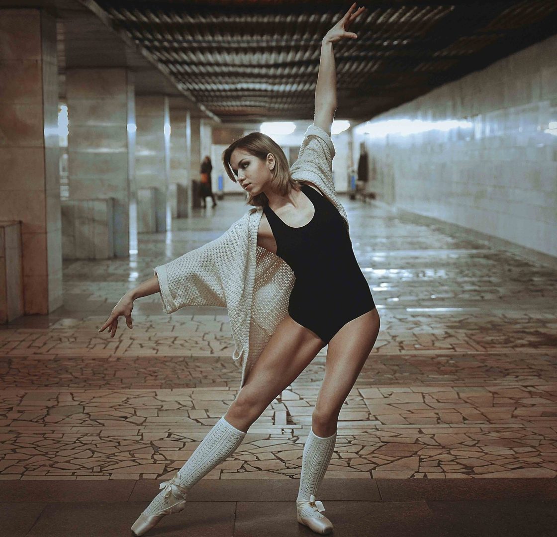 atuendos de danza moderna, clásica y contemporánea